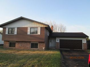 8001 81st Ave N, Brooklyn Park, MN 55445