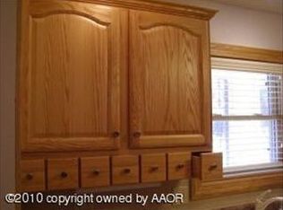 6208 Hanson Rd, Amarillo, TX 79106