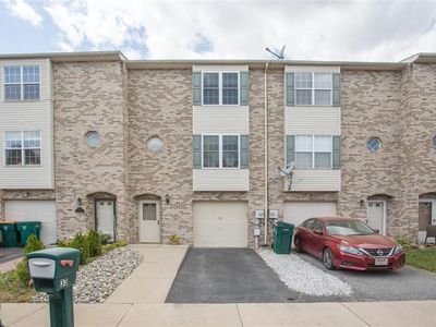 33 Freedom Ter, Easton, PA, 18045