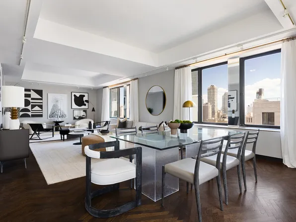 795 5th Avenue 2315 image 1 of 16