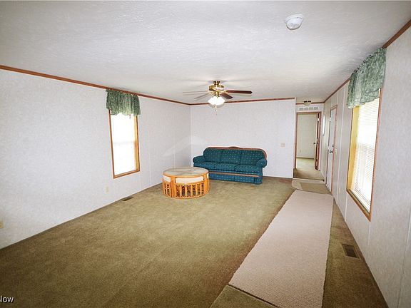 3rd image of 1242 Dorchester Dr