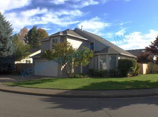 14824 SE Sieben Creek Dr, Clackamas, OR 97015