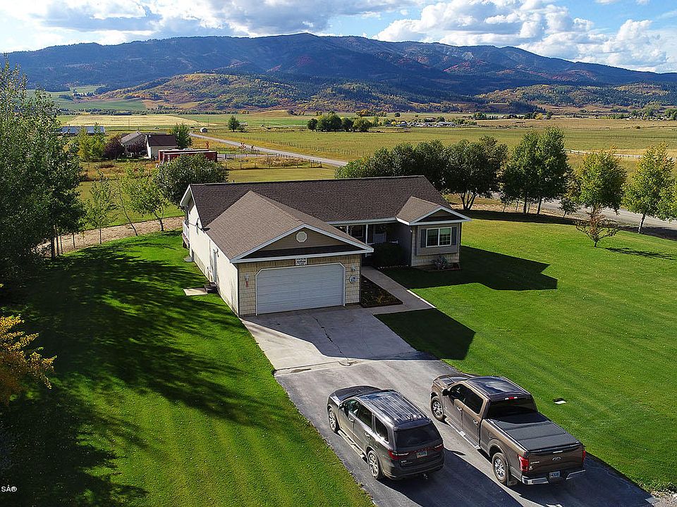 1st image of 1370 Saddle Dr