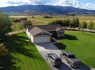 1370 Saddle Dr, Etna, WY 83118