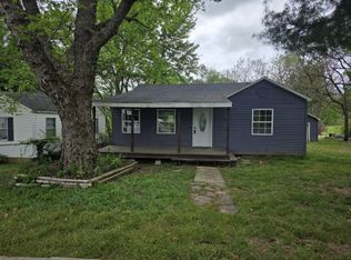 914 N Spruce St, Harrison, AR 72601
