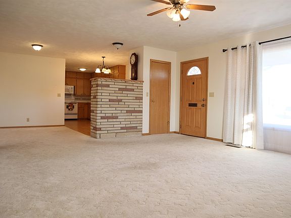 2nd image of 2103 6th Ave
