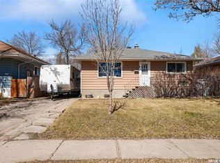 716 18th AVENUE E, Regina, SK S4N 1E7