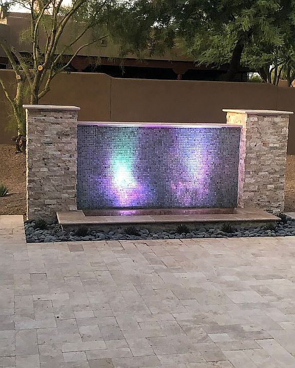 Water Feature adj lights/flo
