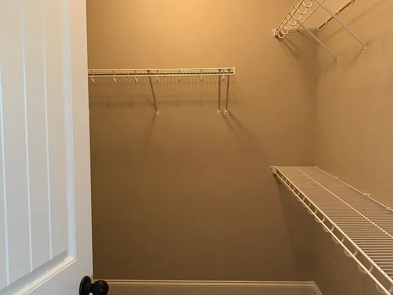 2940 Lightning Bug Dr — Photo 16
