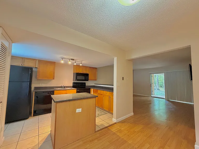 1810 NW 23rd Blvd #274 — Photo 1