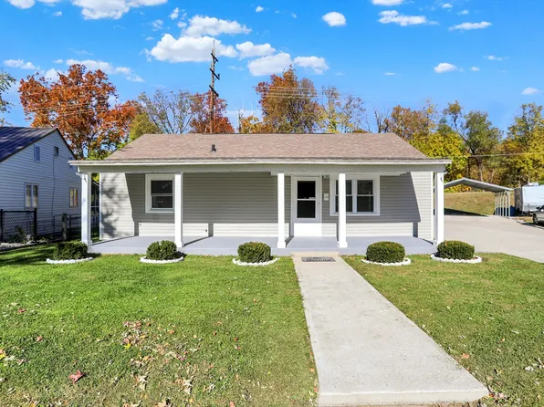 304 Sunset Dr, Shelbyville, IN 46176