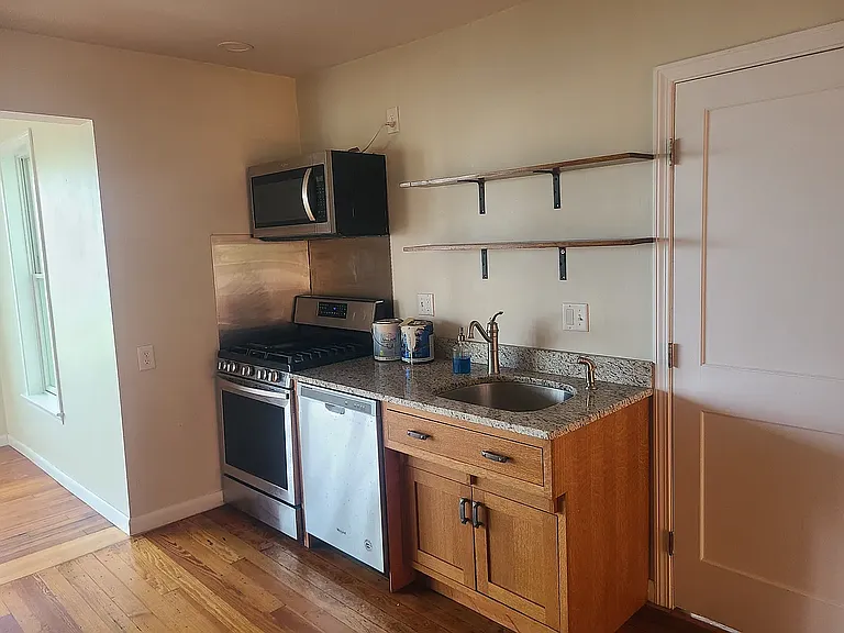 11 Richards Rd — Photo 7