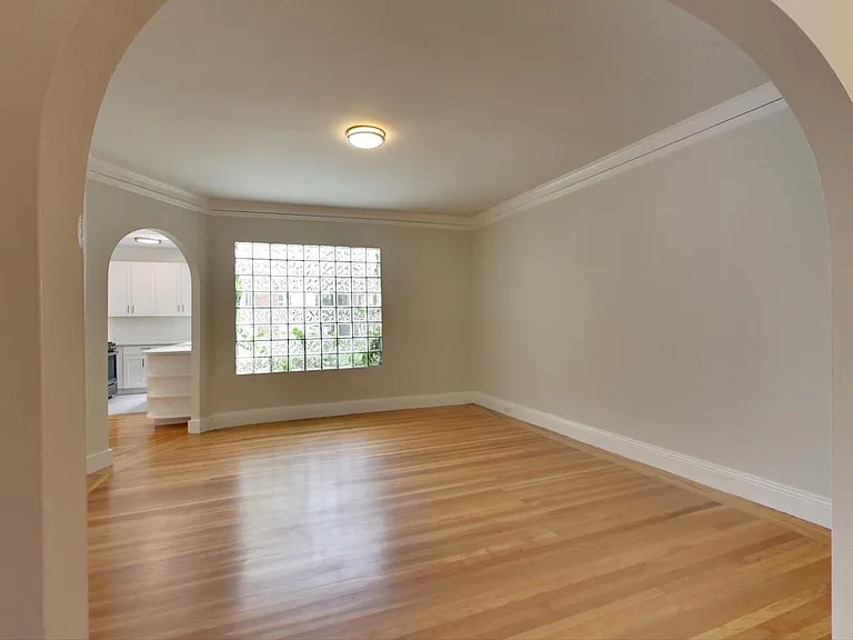 221 24th Ave #104 — Photo 3