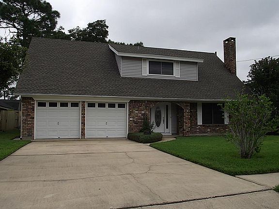 3rd image of 3156 Gardendale Dr
