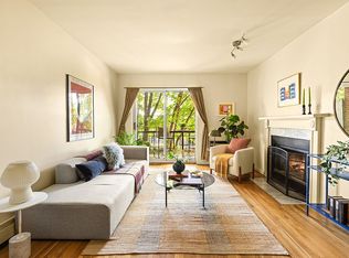 418 17th St APT 2B, Brooklyn, NY 11215