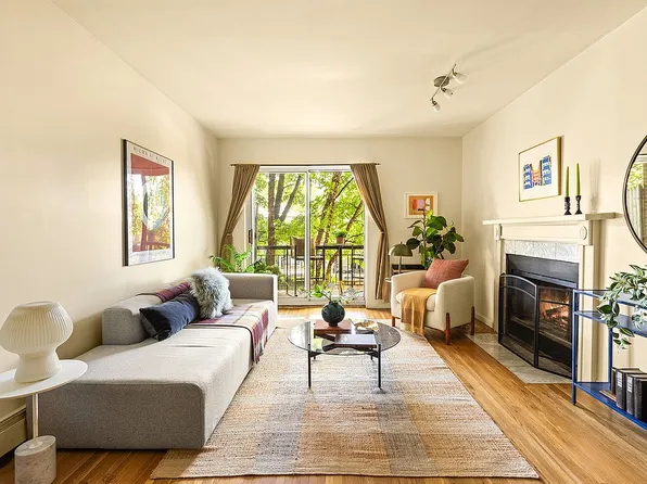 418 17th St APT 2B, Brooklyn, NY 11215
