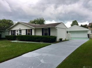 930 Primrose Dr, West Carrollton, OH