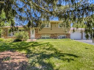 3N657 Locust Ave, West Chicago, IL 60185