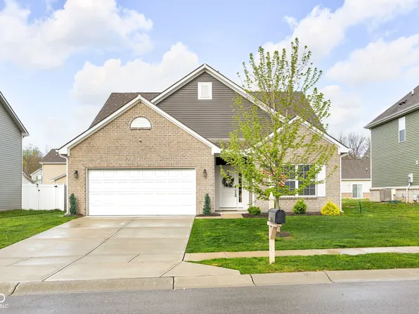 866 Declaration Dr, Pittsboro, IN 46167