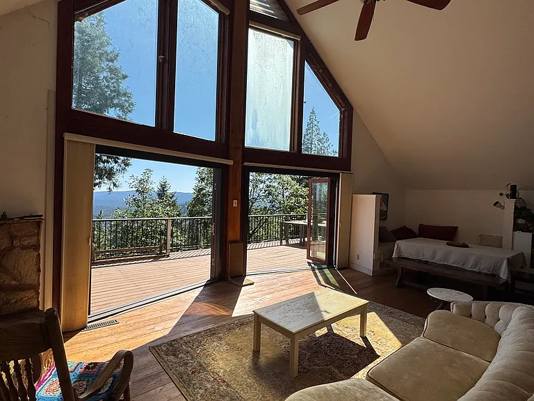 15768 Mountain House Rd — Photo 9