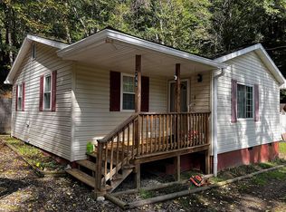 249 Snow Hill Dr, Charleston, WV 25311