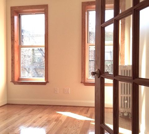 3rd image of 76 E 7th St #52A