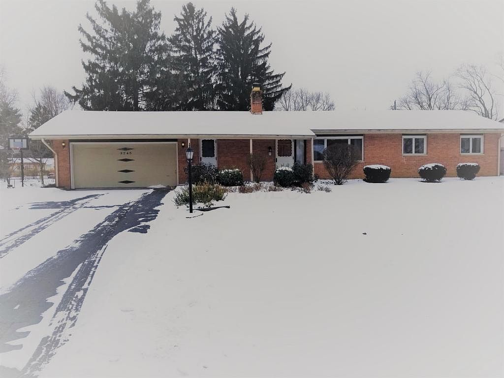 3745 Darbyshire Dr, Hilliard, OH 43026 | Zillow