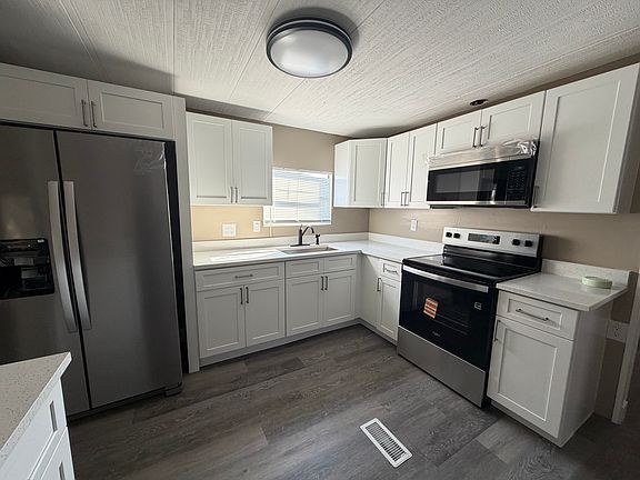 5th image of 304 Pathway Ct #304