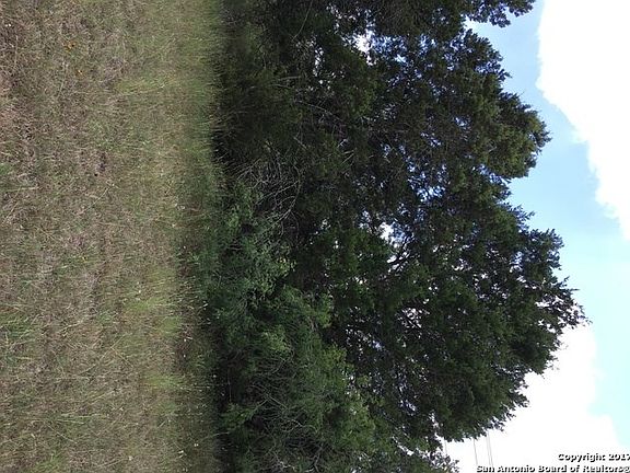 4th image of 3 Horseshoe Trl