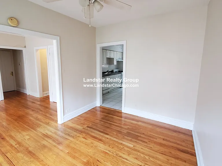 908 Reba Pl #2S — Photo 8