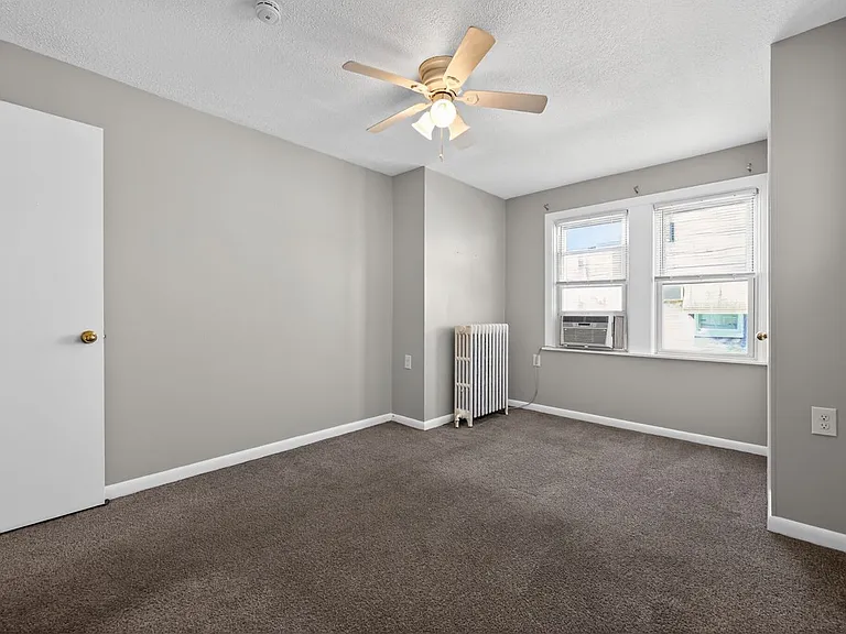 5918 Malta St — Photo 11