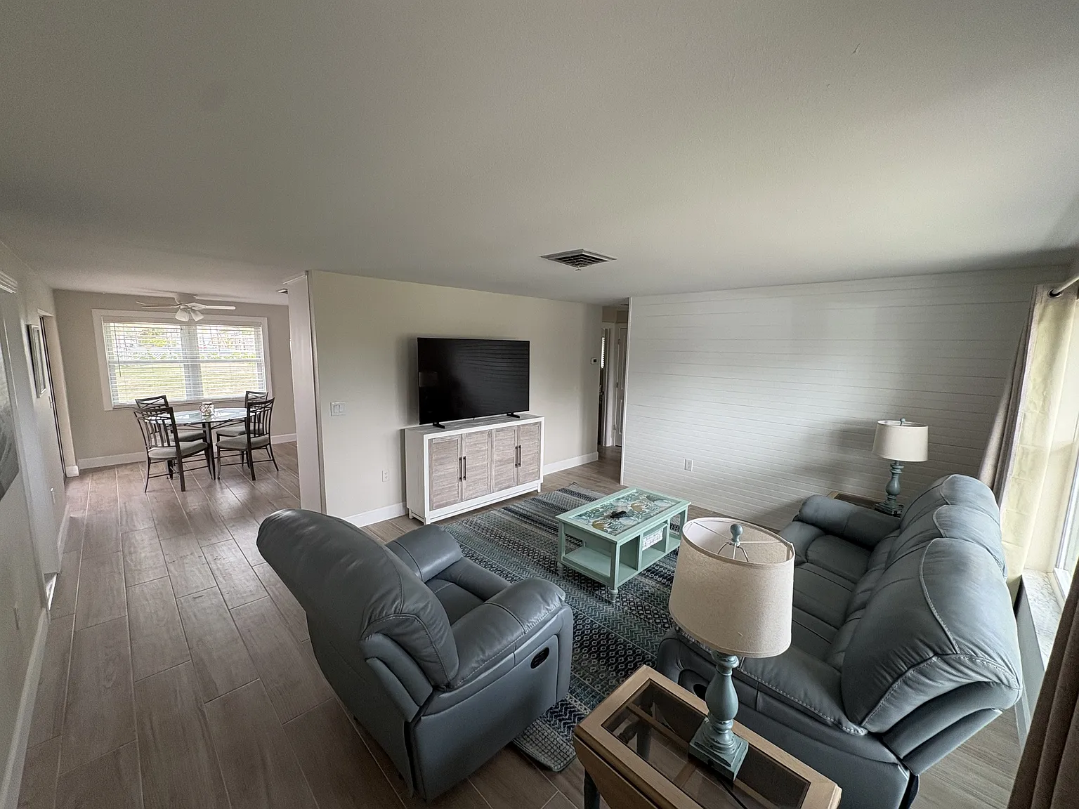 510Pine - 59-SMI — Photo 2