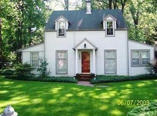 1833 Falkirk Rd, Madison, OH 44057