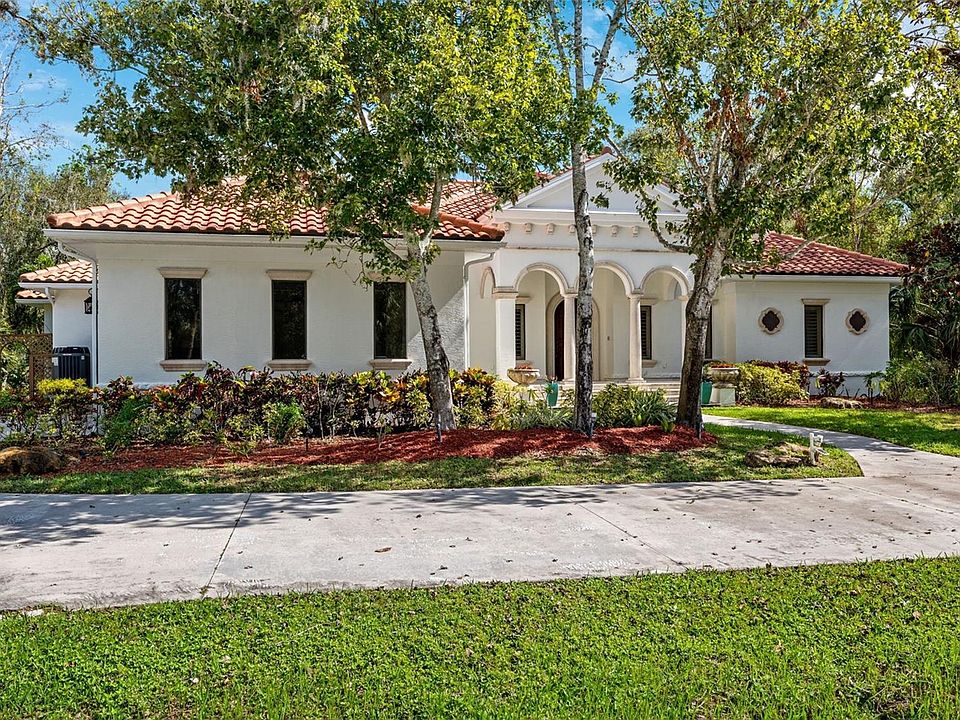 1st image of 4583R Baycedar Ln