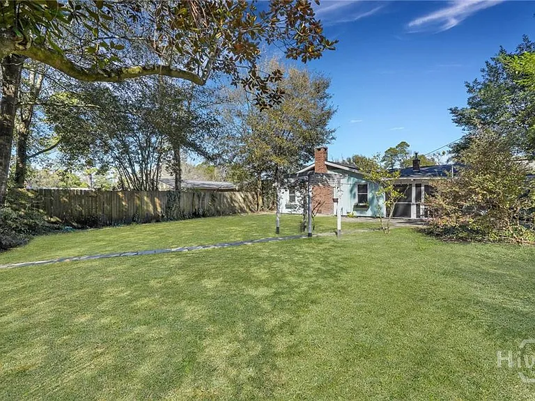 2337 Shirley Dr — Photo 48