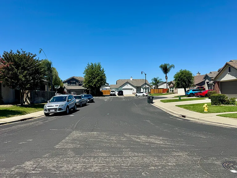 1398 Madelena Ln — Photo 36