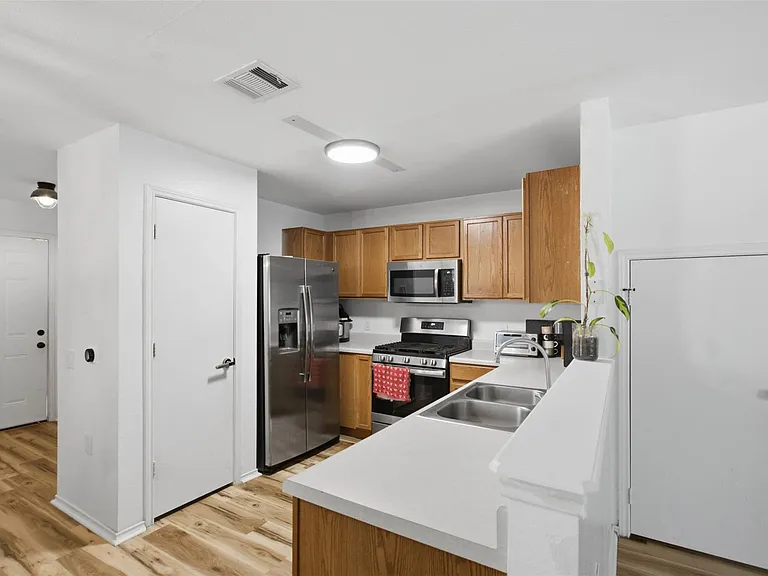 13132 Briarcreek Loop — Photo 10