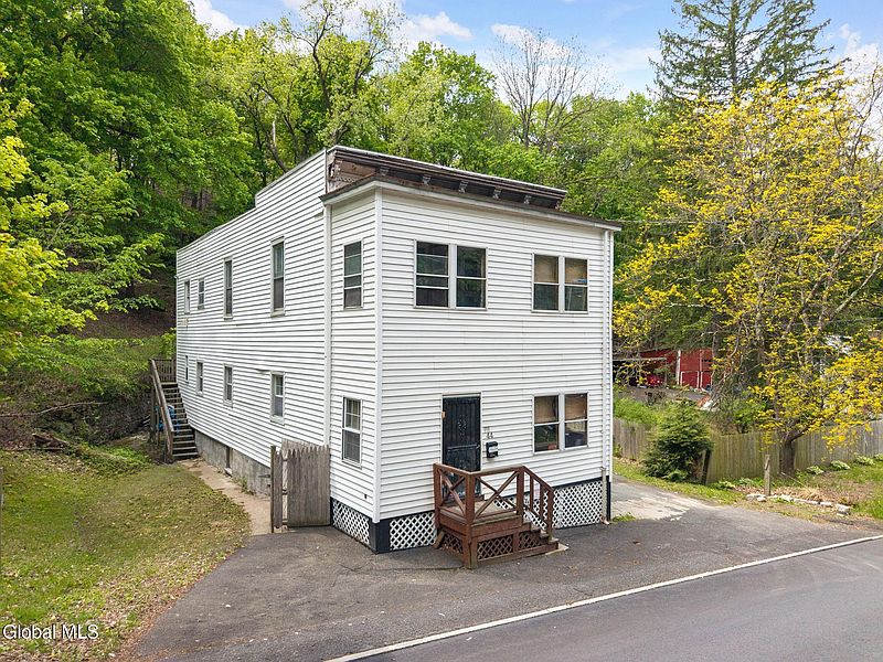 2nd image of 44 Spring Avenue