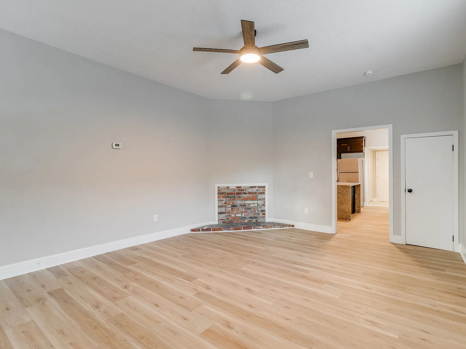 2 bed, $2,200 — Photo 2