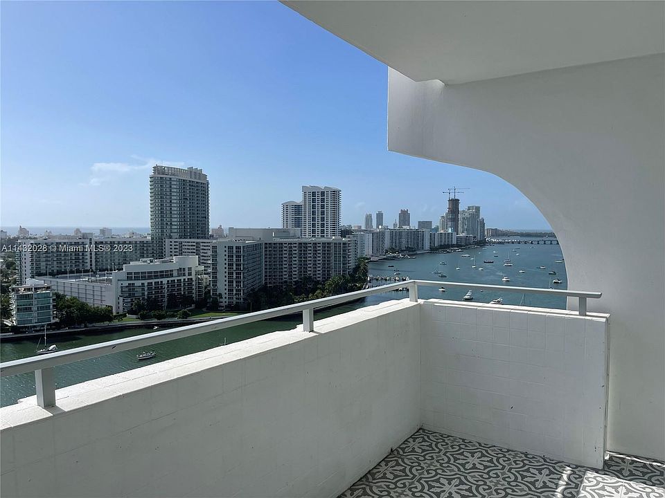 1st image of 11 Island Ave APT 2108
