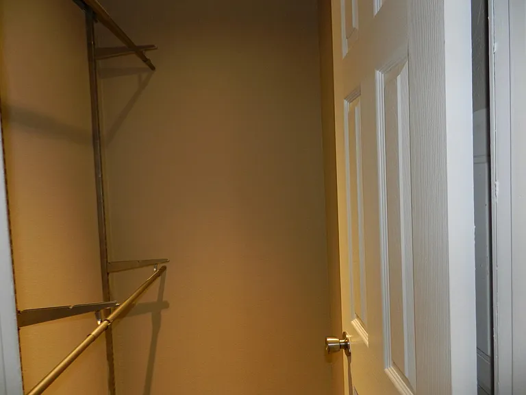 Walk-in closet