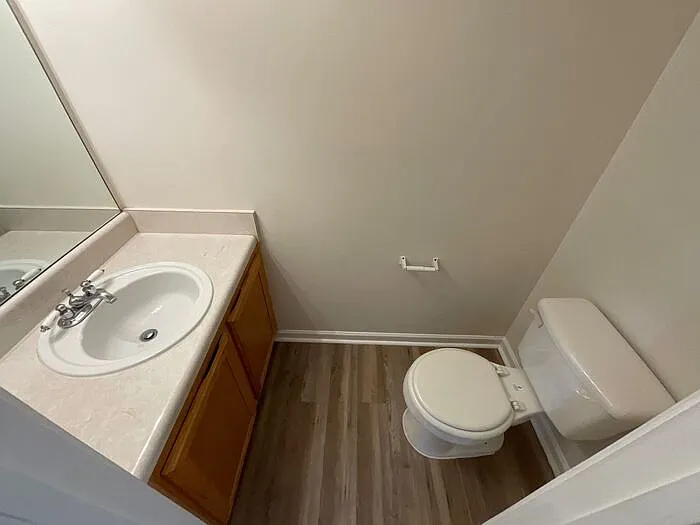 1608 Hallmark Hills Dr — Photo 10