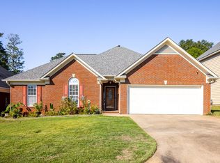 1927 Westminster Dr, Phenix City, AL 36870