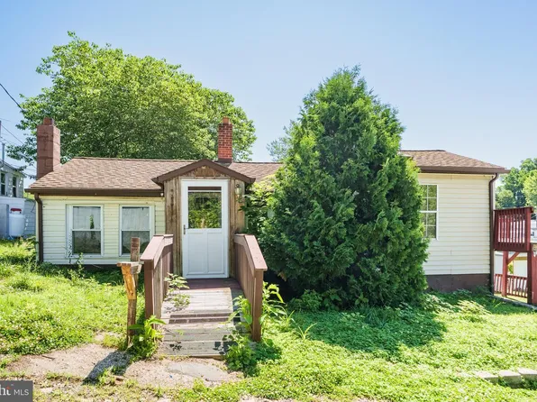 12 Linwood St, Earleville, MD 21919