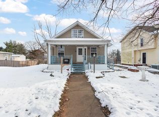 618 N 2nd St, Chillicothe, IL 61523