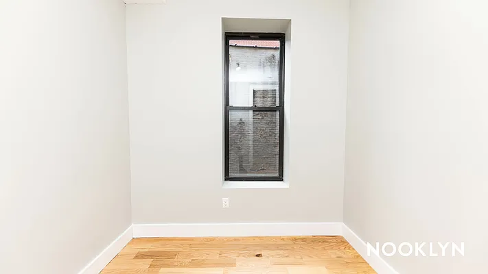 Rented by Nooklyn NYC LLC | media 4