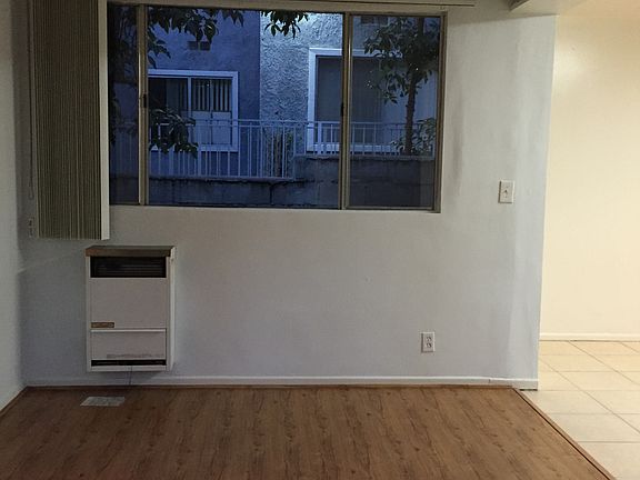 2nd image of 408 N Oakland Ave