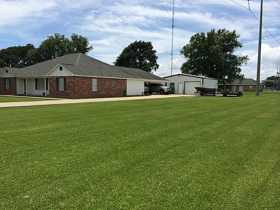 2nd image of 131 Horseshoe Dr