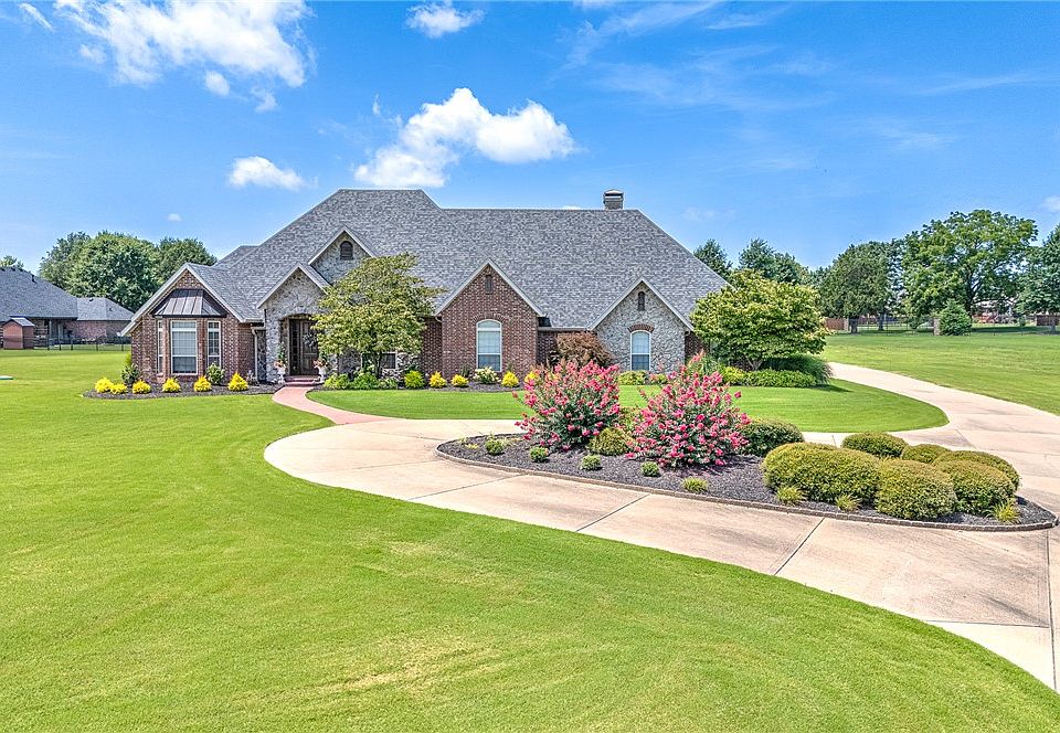 1st image of 10837 Rosehaven Ln