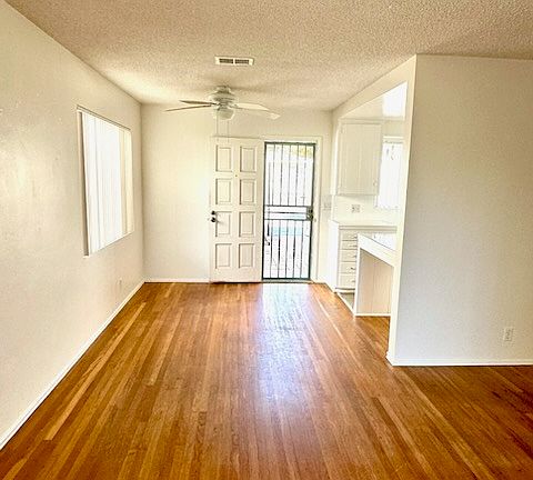 3rd image of 3082 Madison Ave